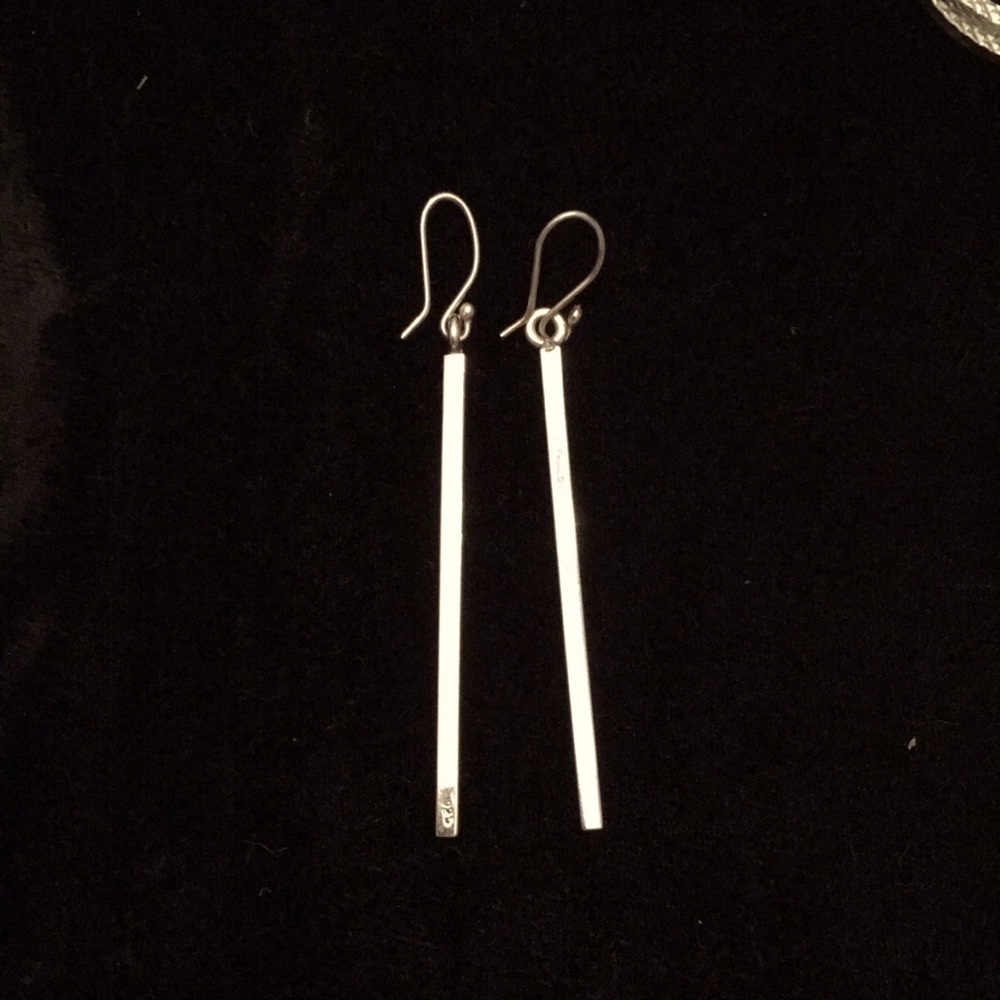 Solid sterling silver bar pierced earrings